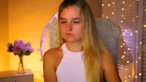 Snapshot of deboralarson chatting on November 9, 4:22 am Debora online show from November 9, 4:22 am