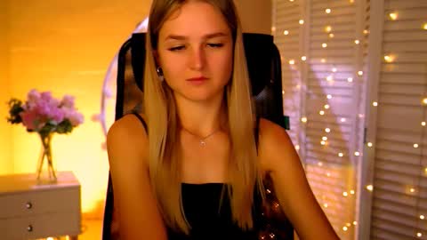 Debora online show from November 16, 3:23 am