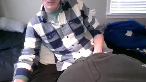 Snapshot of dee4dayz19 chatting on February 9, 10:11 pm Dee4dayz online show from February 9, 10:11 pm