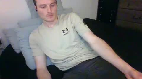 Snapshot of dee4dayz19 chatting on November 20, 2:34 am Dee4dayz online show from November 20, 2:34 am