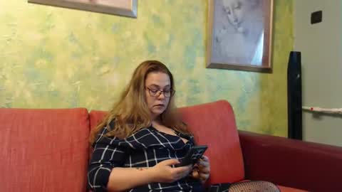 deea1805 online show from February 28, 2:40 pm