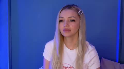 Snapshot of deeavip chatting on February 16, 5:47 am DeeaVIP online show from February 16, 5:47 am