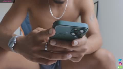 Snapshot of deen_salvatore chatting on November 6, 1:12 pm deen_salvatore online show from November 6, 1:12 pm