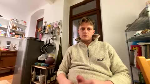 Snapshot of deep_long_vibes chatting on December 18, 11:00 pm deep_long_vibes online show from December 18, 11:00 pm