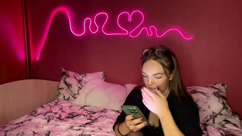 deeplookscouple online show from October 3, 1:41 pm