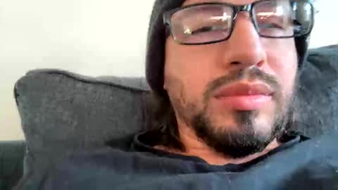 Snapshot of deepthroatberto chatting on November 22, 7:13 pm Berto online show from November 22, 7:13 pm