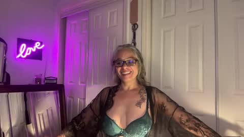 Tori online show from September 23, 2:36 am