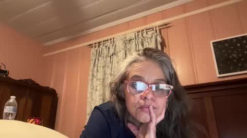 Tori online show from March 4, 6:08 am