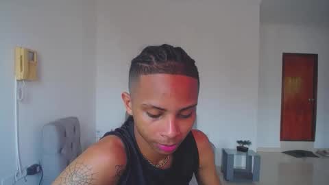 Snapshot of deivisxoxo chatting on November 25, 7:03 pm DEIVIS online show from November 25, 7:03 pm