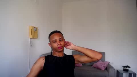 Snapshot of deivisxoxo chatting on December 2, 6:47 pm DEIVIS online show from December 2, 6:47 pm