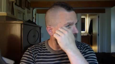 Hermes online show from April 18, 11:36 am