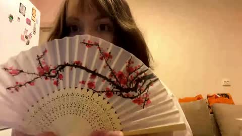 Alisa online show from April 16, 9:50 pm