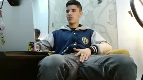 Snapshot of delglo chatting on October 11, 6:01 am delglo online show from October 11, 6:01 am