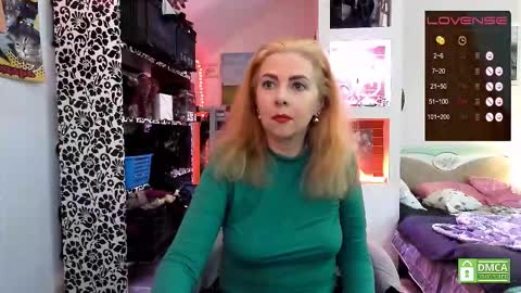 Snapshot of delicecat chatting on September 17, 12:29 pm Delicacat online show from September 17, 12:29 pm