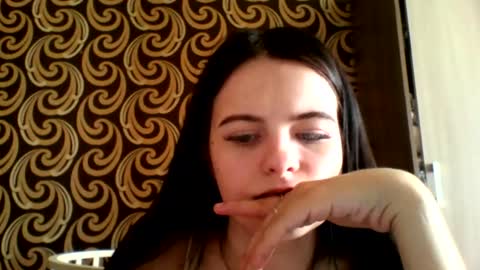 Kiki online show from July 17, 6:09 am