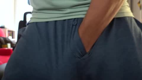 delicioso4u online show from November 28, 4:31 pm