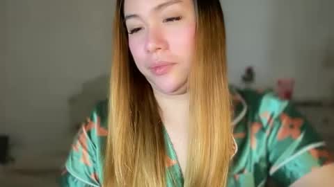 Snapshot of delicious_iya69 chatting on February 27, 12:54 am iyalicious online show from February 27, 12:54 am