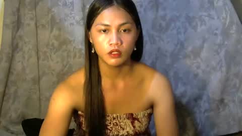 deliciouscum_rhianna online show from April 14, 1:00 am