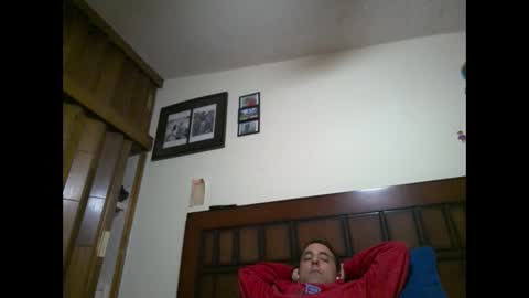 Snapshot of deliciousdick1983 chatting on January 7, 7:31 am deliciousdick1983 online show from January 7, 7:31 am