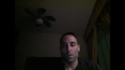 Snapshot of deliciousdick1983 chatting on January 24, 5:21 am deliciousdick1983 online show from January 24, 5:21 am