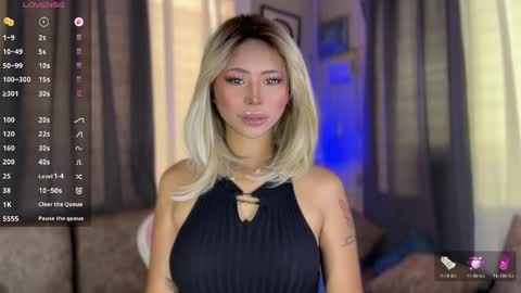 Snapshot of deliciousfaye chatting on May 21, 6:31 am Hello your loving faye 3 online show from May 21, 6:31 am