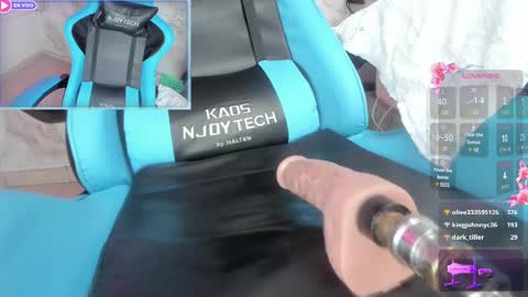 Snapshot of delicius_love chatting on February 25, 12:03 pm delicius_love online show from February 25, 12:03 pm