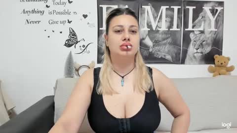 delightfulannemistress online show from January 11, 7:28 am
