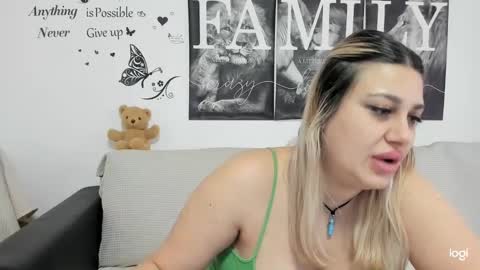 delightfulannemistress online show from January 15, 7:05 am