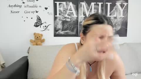 delightfulannemistress online show from January 20, 8:19 am