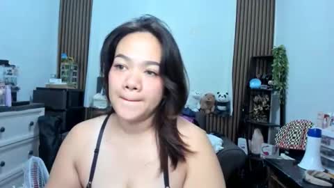 delightfulcurvy online show from February 12, 11:11 pm