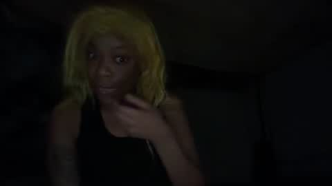 Snapshot of delightfuldark chatting on November 23, 5:18 am delightfuldark online show from November 23, 5:18 am