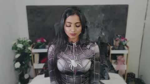 Snapshot of delilah_blazee chatting on June 26, 6:34 pm Delilah Blaze online show from June 26, 6:34 pm
