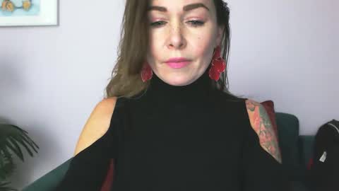 delilah_sweet online show from February 12, 2:34 pm