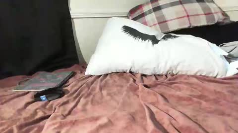 Snapshot of delilahbeccalynn143 chatting on October 30, 4:25 am DelilahPrince online show from October 30, 4:25 am