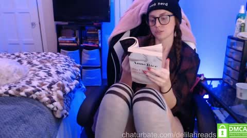 Snapshot of delilahreads chatting on January 17, 10:01 pm Delilah online show from January 17, 10:01 pm