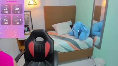 delilaquinn online show from January 11, 6:44 pm