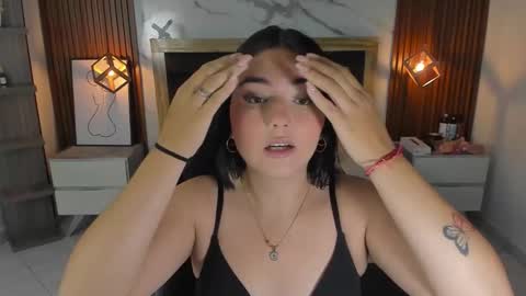 Snapshot of delilaquinn chatting on November 10, 12:15 pm delilaquinn online show from November 10, 12:15 pm