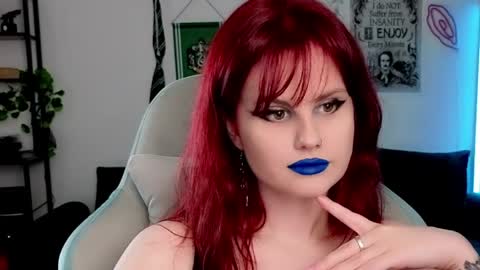 Snapshot of dellacrush_ chatting on June 1, 5:25 pm dellacrush_ online show from June 1, 5:25 pm