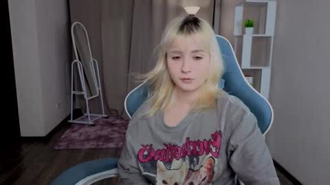 Delli swots online show from November 29, 6:55 pm