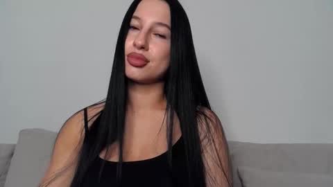 Snapshot of delly_love chatting on September 15, 5:24 pm delly_love online show from September 15, 5:24 pm