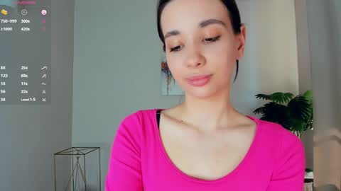 Eliza online show from March 29, 11:43 am