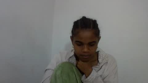 delphine online show from July 6, 5:04 am