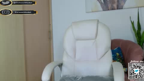  Delsee   online show from January 6, 11:51 pm