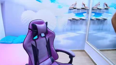 DEMI online show from April 14, 11:49 am