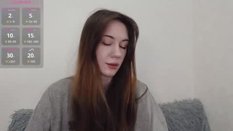 Snapshot of demiamour chatting on October 29, 5:20 am Demi. not your babybabebb and other shit online show from October 29, 5:20 am