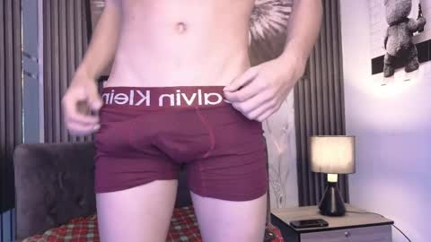 demian hot99 online show from May 21, 12:12 pm