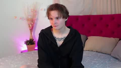 demianenglen online show from April 11, 9:24 am