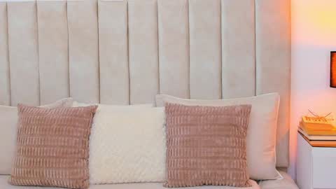 Snapshot of demyrose chatting on December 6, 11:22 am DEMY online show from December 6, 11:22 am