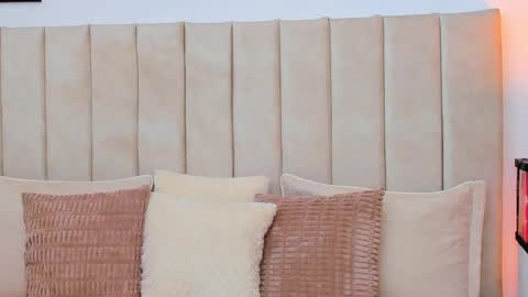 Snapshot of demyrose chatting on February 24, 4:49 am DEMY online show from February 24, 4:49 am