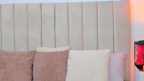 Snapshot of demyrose chatting on March 1, 2:15 am DEMY online show from March 1, 2:15 am